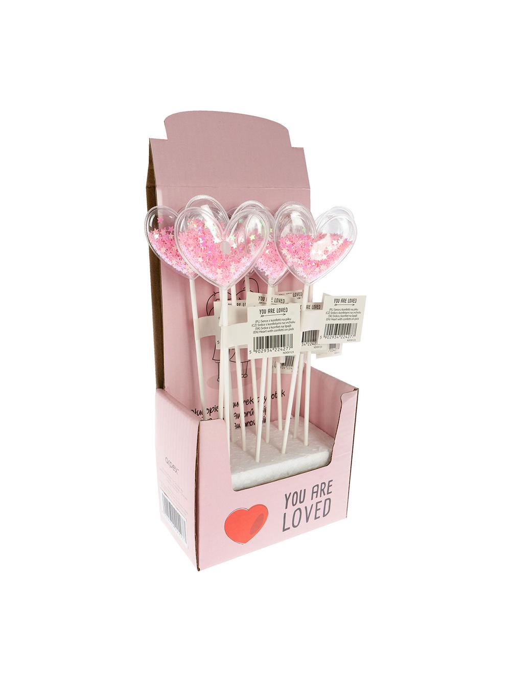 Serce z konfetti na piku