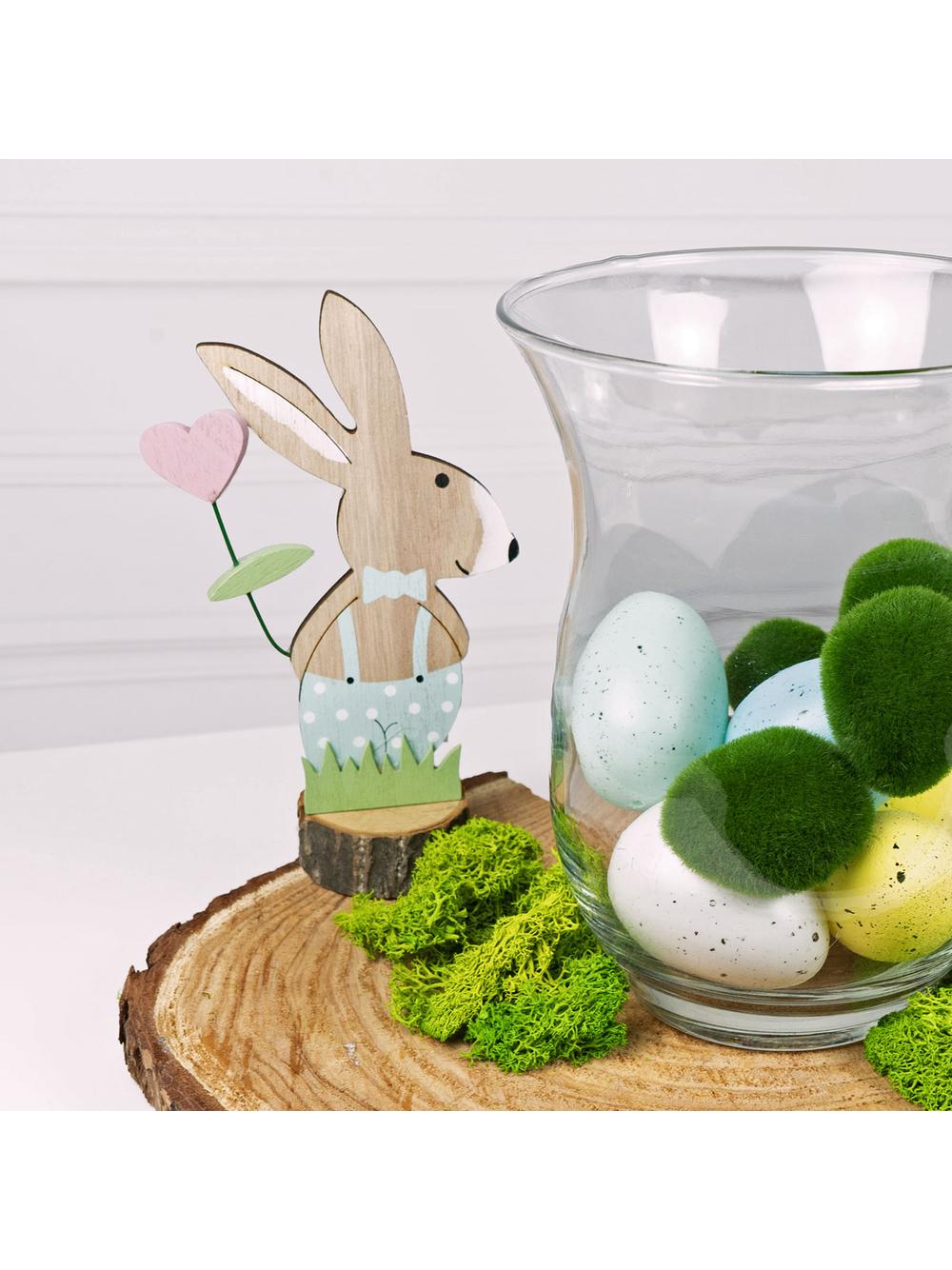 Drewniana dekoracja - zajączek na pniu