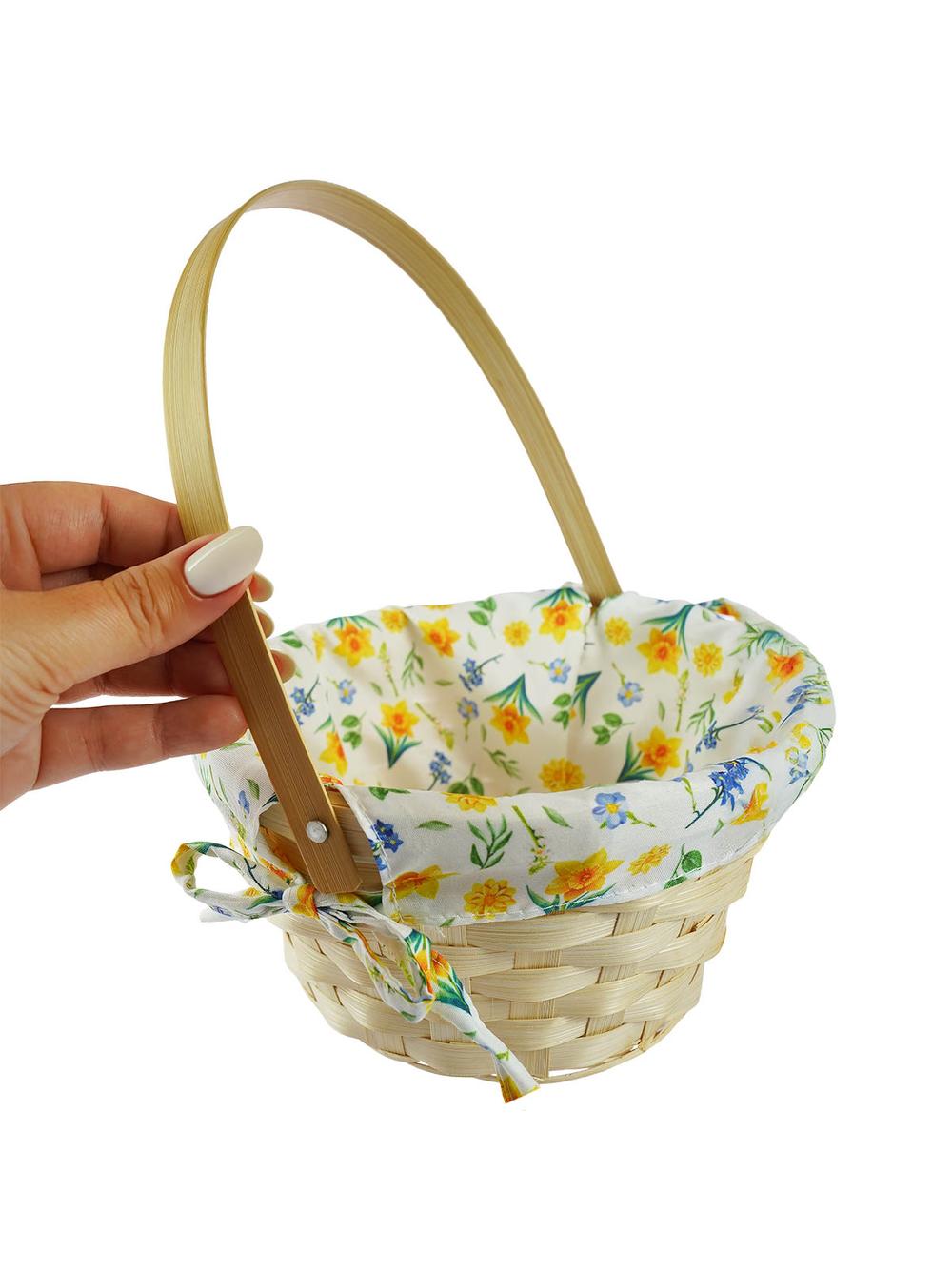 Koszyczek wykładany serwetką