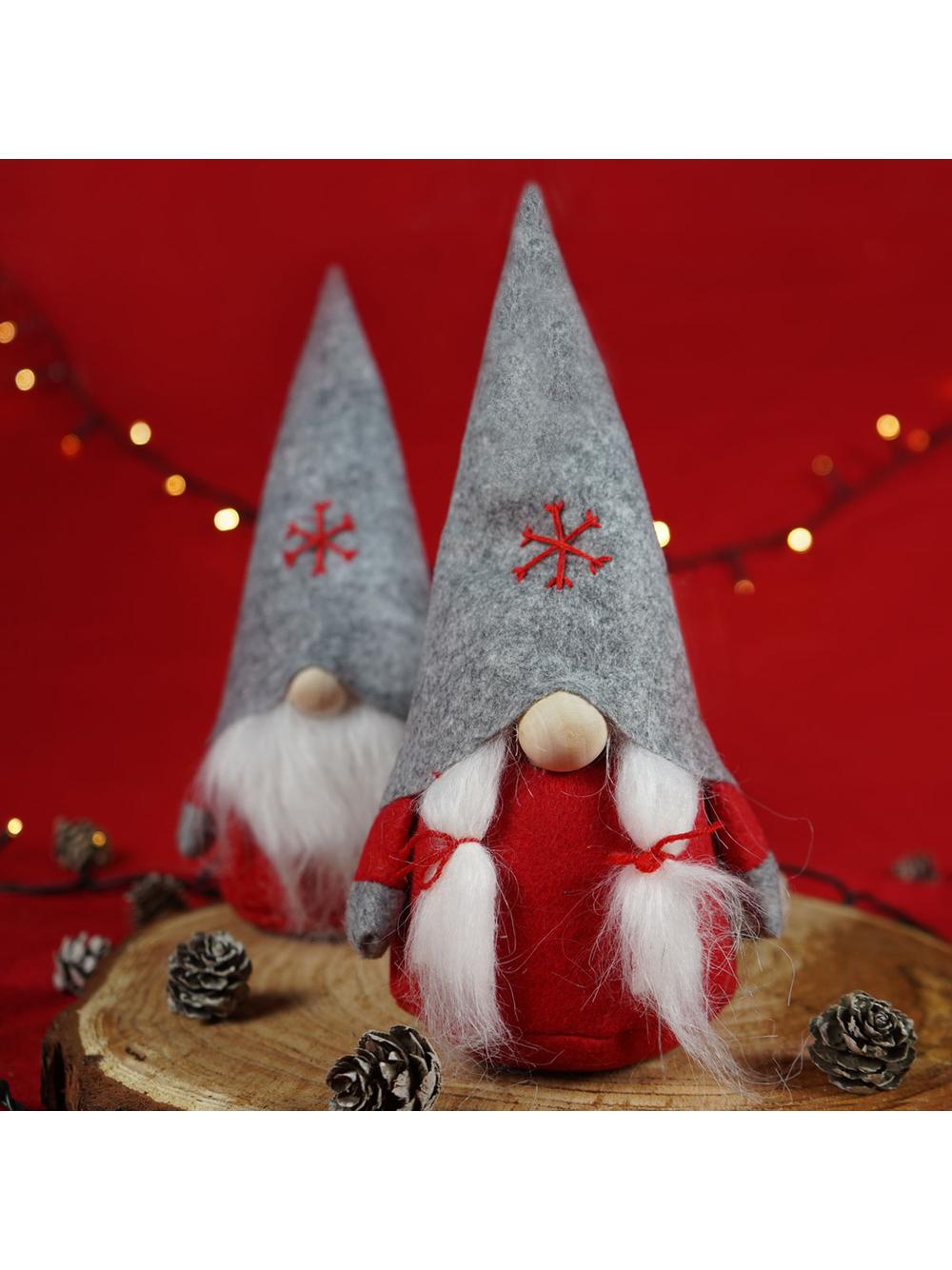 Skrzat z filcową czapką - duży