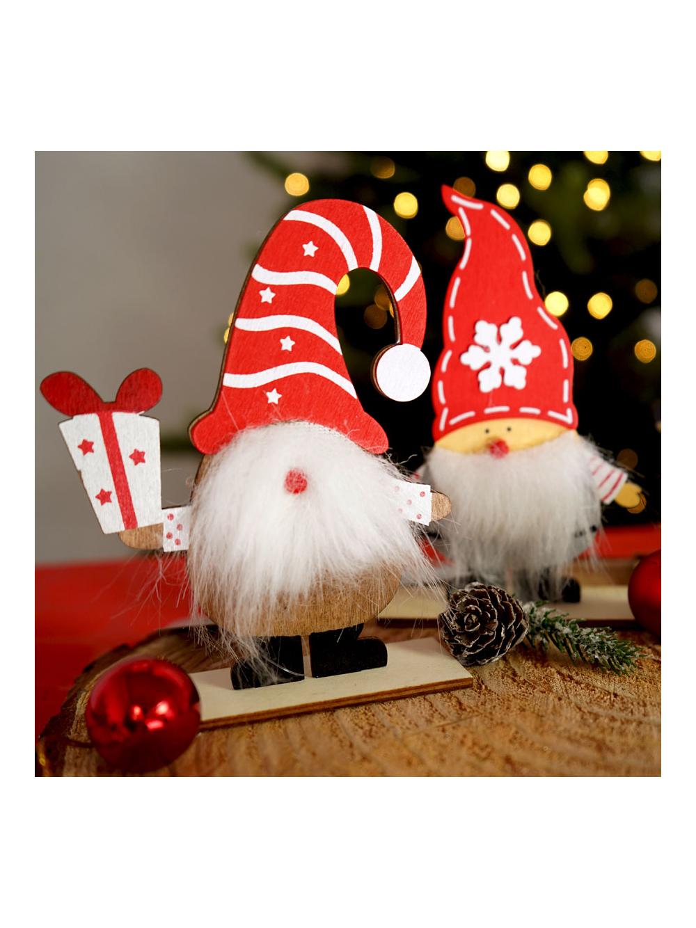 Drewniana dekoracja - skrzat