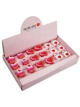 Walentynkowy pierścionek w displayu