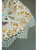 Ażurowa serweta na koszyczek (okrągła) - z tasiemkami do wiązania wzór B